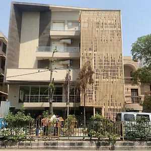 Hotel Leo Saffron - Pitampura Delhi (National Capital Territory of India)